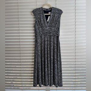 Jessica H Navy and White Floral V-Neck Midi Dress Size 12